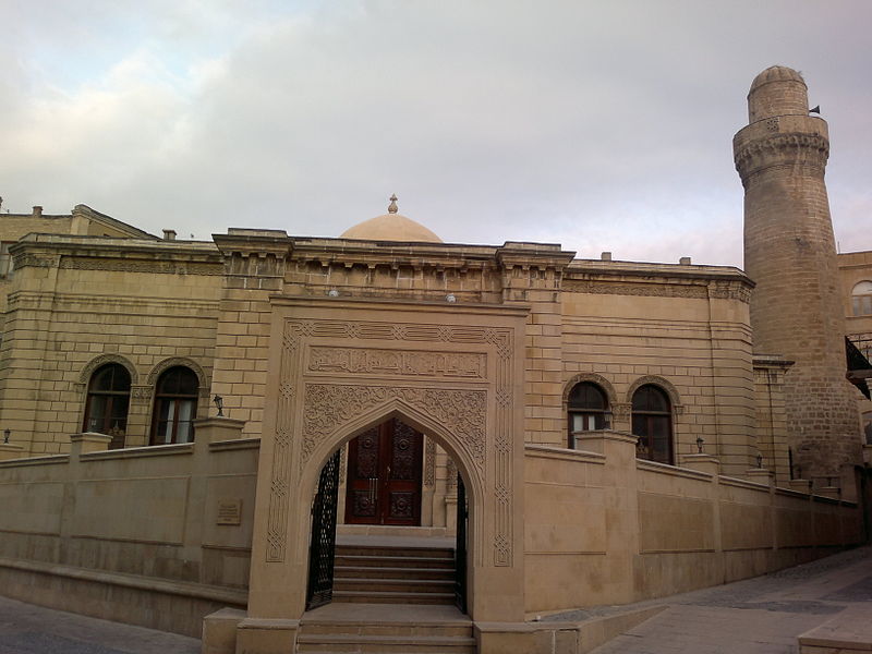 File:Juma Mosque in Baku 2.jpg