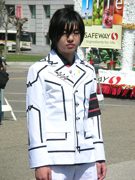 File:Kaname Kuran cosplayer at 2010 NCCBF 2010-04-18 2.JPG