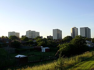 皇景村