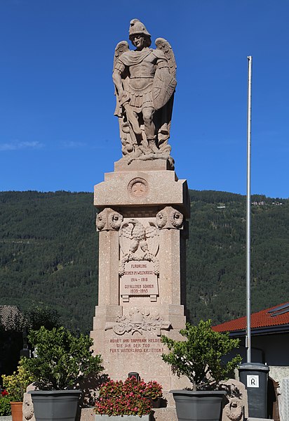 File:Kriegerdenkmal Flaurling-1.jpg