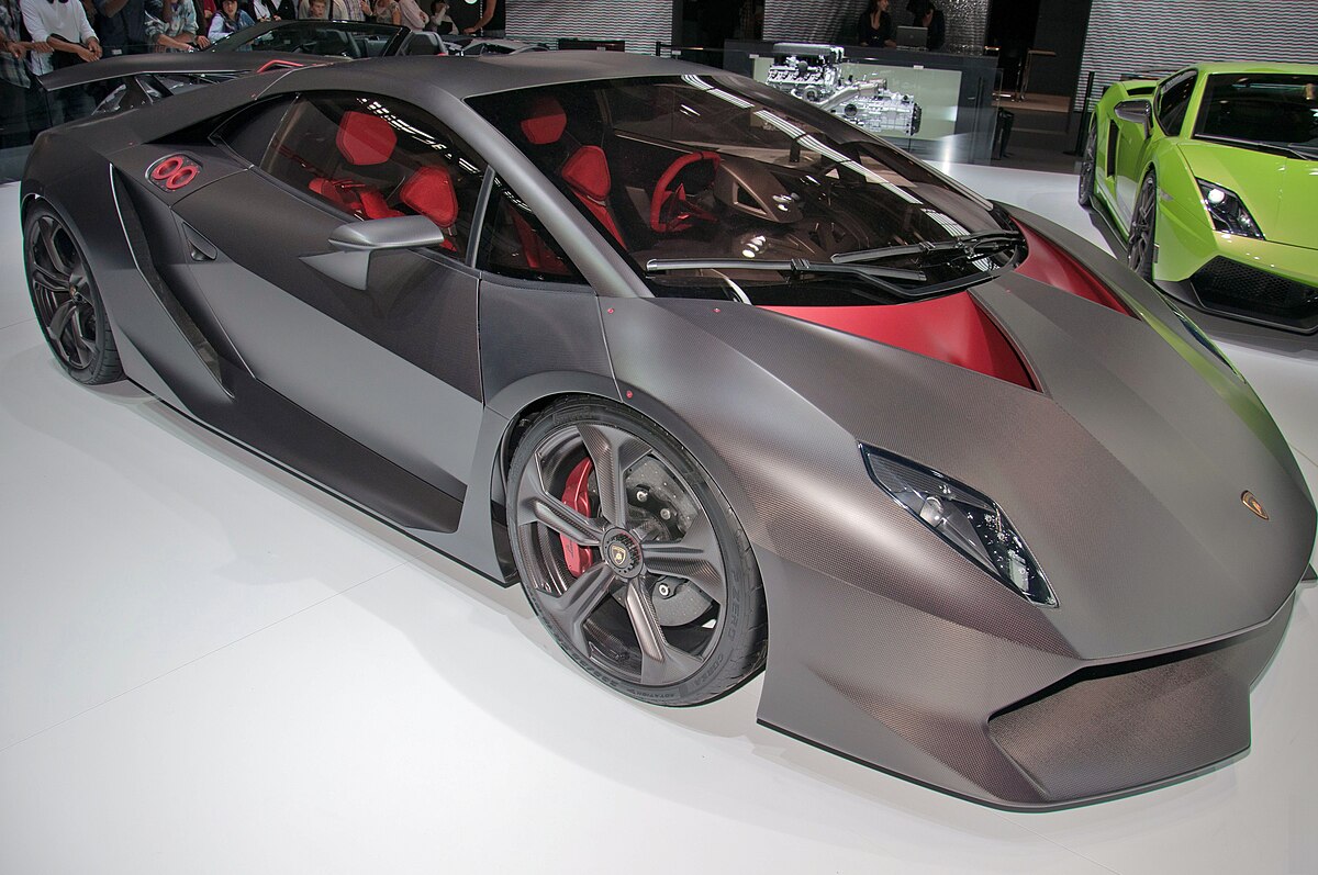 Lamborghini Sesto Elemento Içi