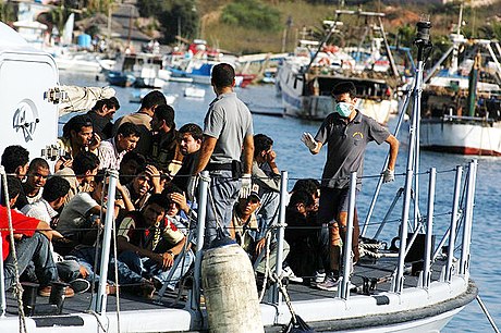 Centro de Recepción de Inmigrantes de Lampedusa