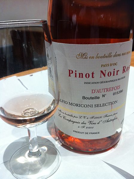 File:Langedoc Pinot rose.jpg