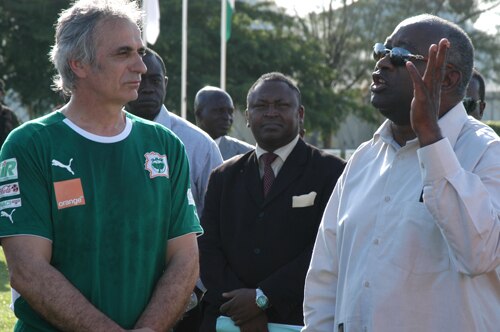 The President of Côte d'Ivoire, Laurent Gbagbo and Vahid Halilhodzic, Sol Beni, Abidjan, Côte d'Ivoire in May 2008