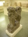Leone alato in nenfro da tuscania, inizi VI secolo ac..JPG