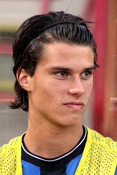 File:Lorenzo Crisetig - Inter Mailand (1).jpg