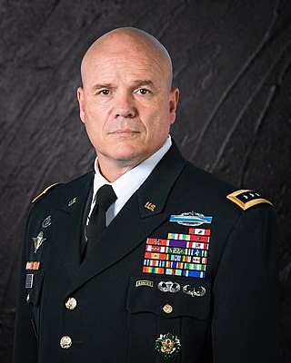 <span class="mw-page-title-main">Roger Cloutier</span> U.S. Army general