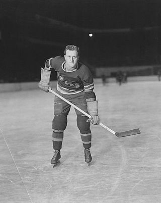 <span class="mw-page-title-main">Lynn Patrick</span> Canadian ice hockey player