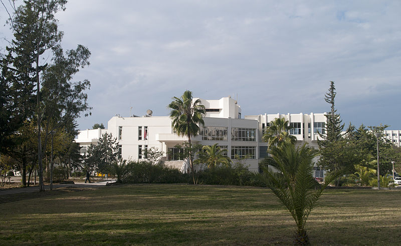 File:Main Refectory Building, Çukurova University 03.jpg