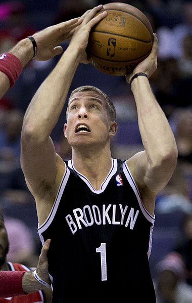 Plumlee with the Nets in 2014