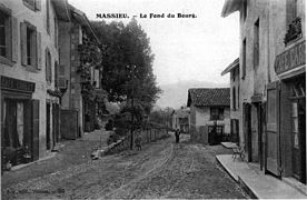 Massieu, le fond du bourg en 1912