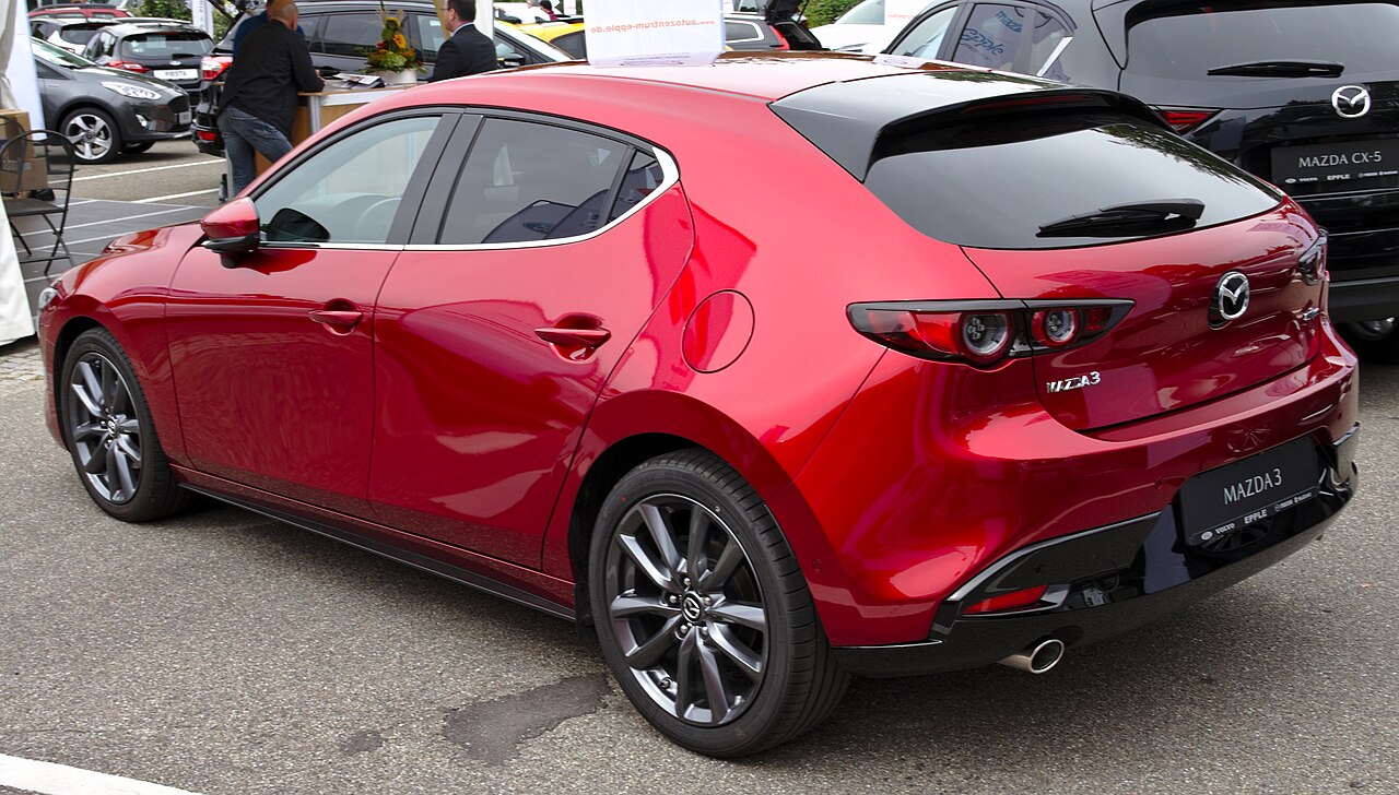File:Mazda3 (BP) Leonberg 2019 IMG 0093.jpg - Wikimedia Commons