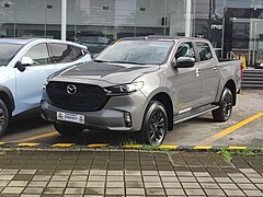 Mazda BT-50 3.0 Standard 4x2 'Black Edition' 2023 (1).jpg