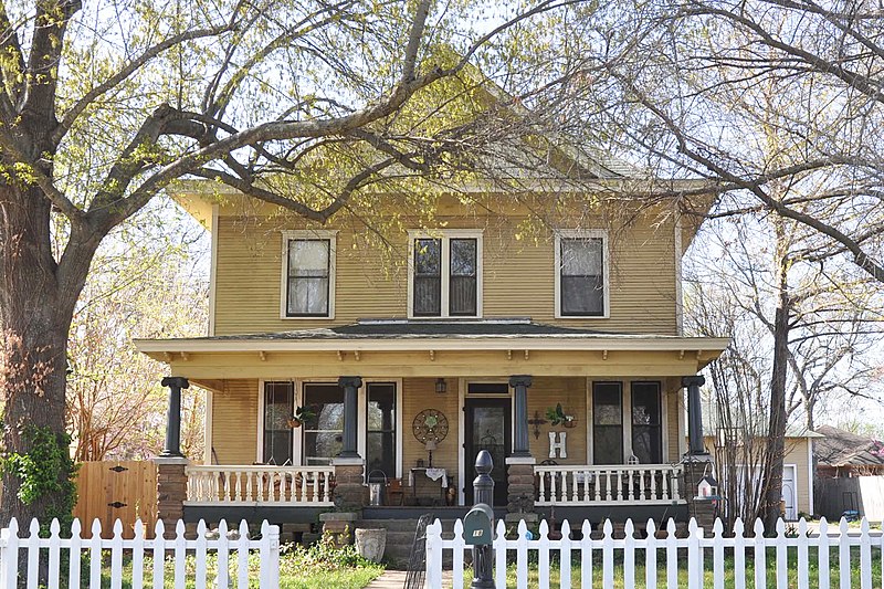 File:McClung House front Sapulpa OK.jpg