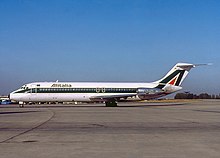 McDonnell Douglas DC-9-32, Alitalia AN0592514.jpg