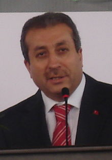 Mehdi Eker (kırpılmış) .jpg