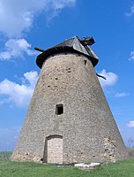 À titre de comparaison : le moulin à vent de Melenci.