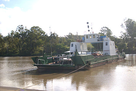 Moggill Ferry, 2008 Moggill ferry1.jpg