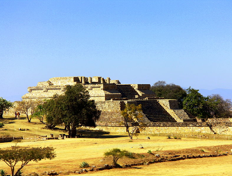 File:Monte Alban West Side Platform.jpg