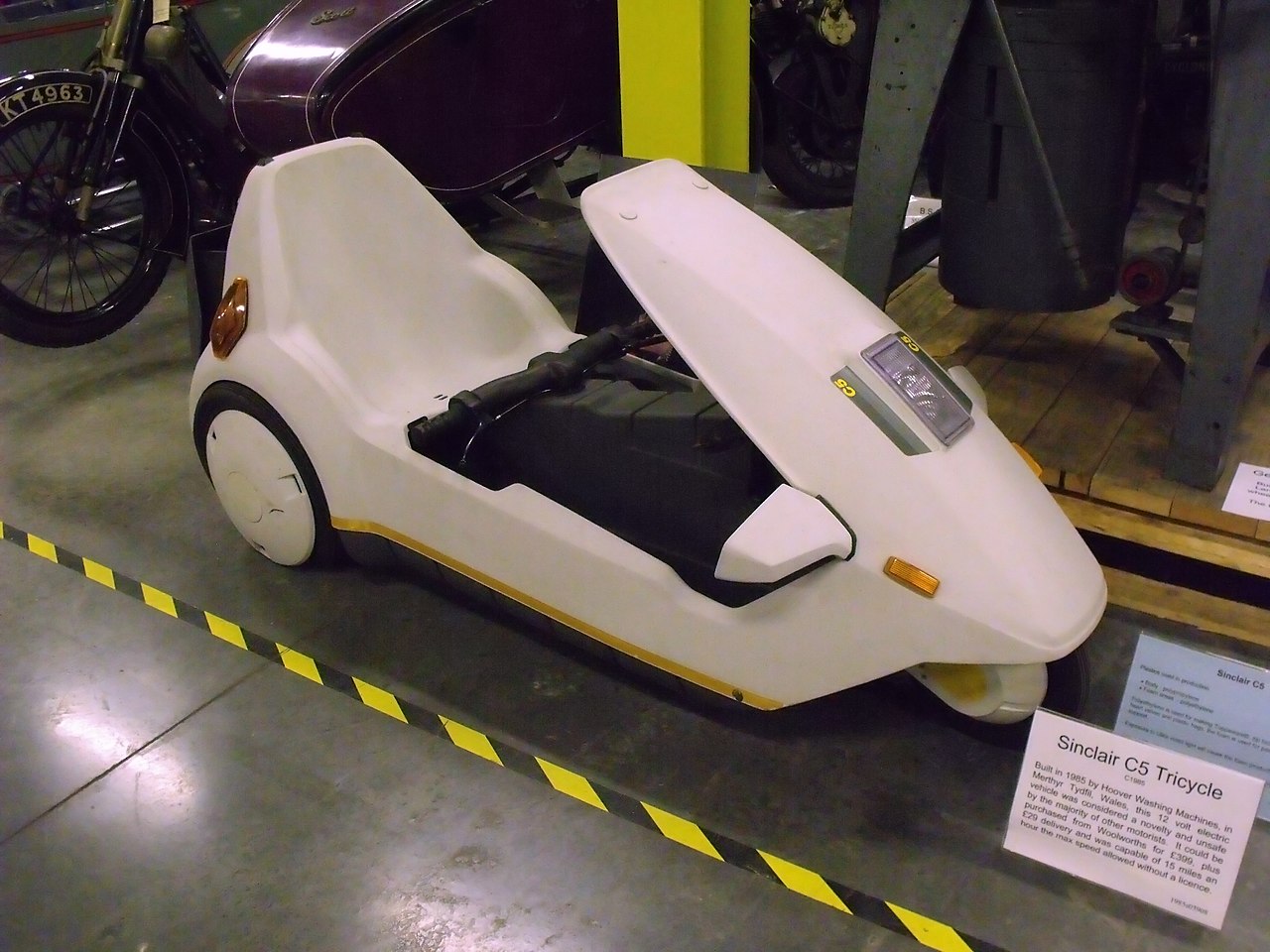 File:Museum Collections Centre - 25 Dollman Street - Garage - Sinclair C5  Tricycle (7279692598).jpg - Wikimedia Commons