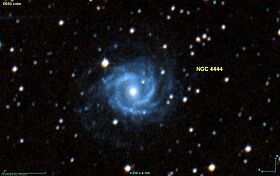 Suuntaa-antava kuva artikkelista NGC 4444