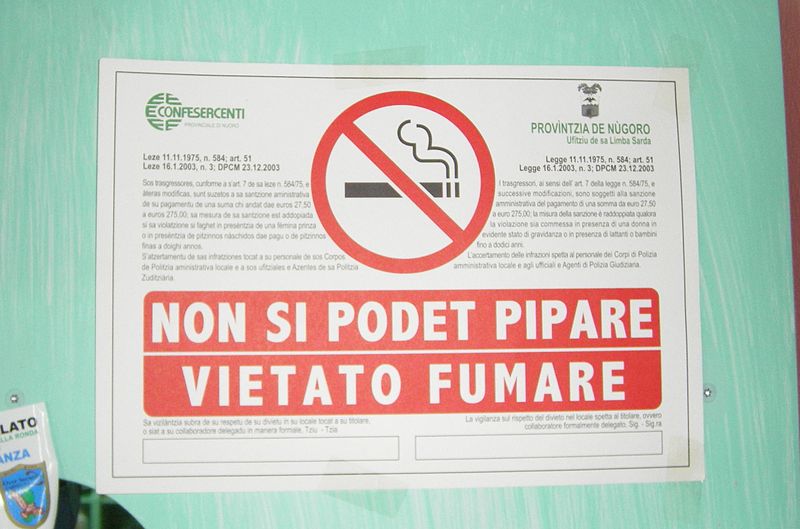 File:No-smoking-sardinian.JPG