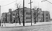 Oakwood Collegiate, 1914 ONTARIO SESSIONAL PAPERS, 1914, No.17 (1914) (14779799005).jpg