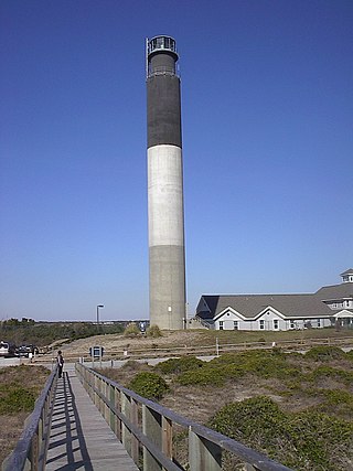 <span class="mw-page-title-main">Oak Island Light</span> Lighthouse in North Carolina, US