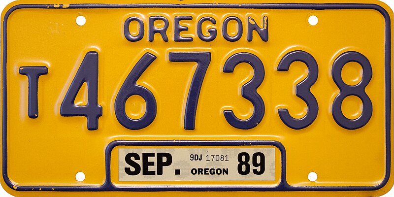 File:Oregon 1989 Truck License Plate with Polyvend Dies.jpg