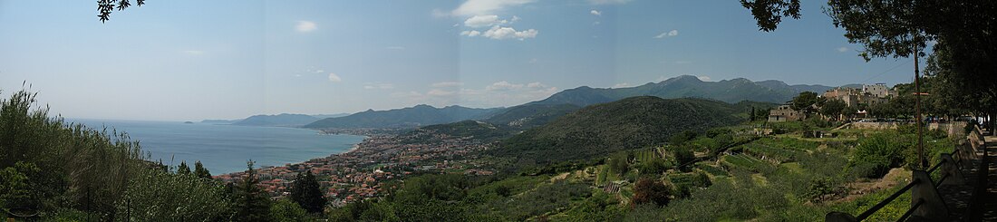 File:Panorama da Verezzi.jpg