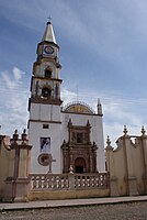 Parroquia de Nuestra Senora de Dolores - panoramio.jpg