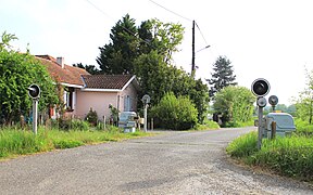 Passage à niveau ligne de Morcenx à Bagnères-de-Bigorre.