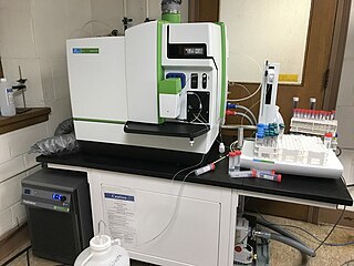 <span class="mw-page-title-main">Inductively coupled plasma mass spectrometry</span> Type of mass spectrometry that uses an inductively coupled plasma to ionize the sample