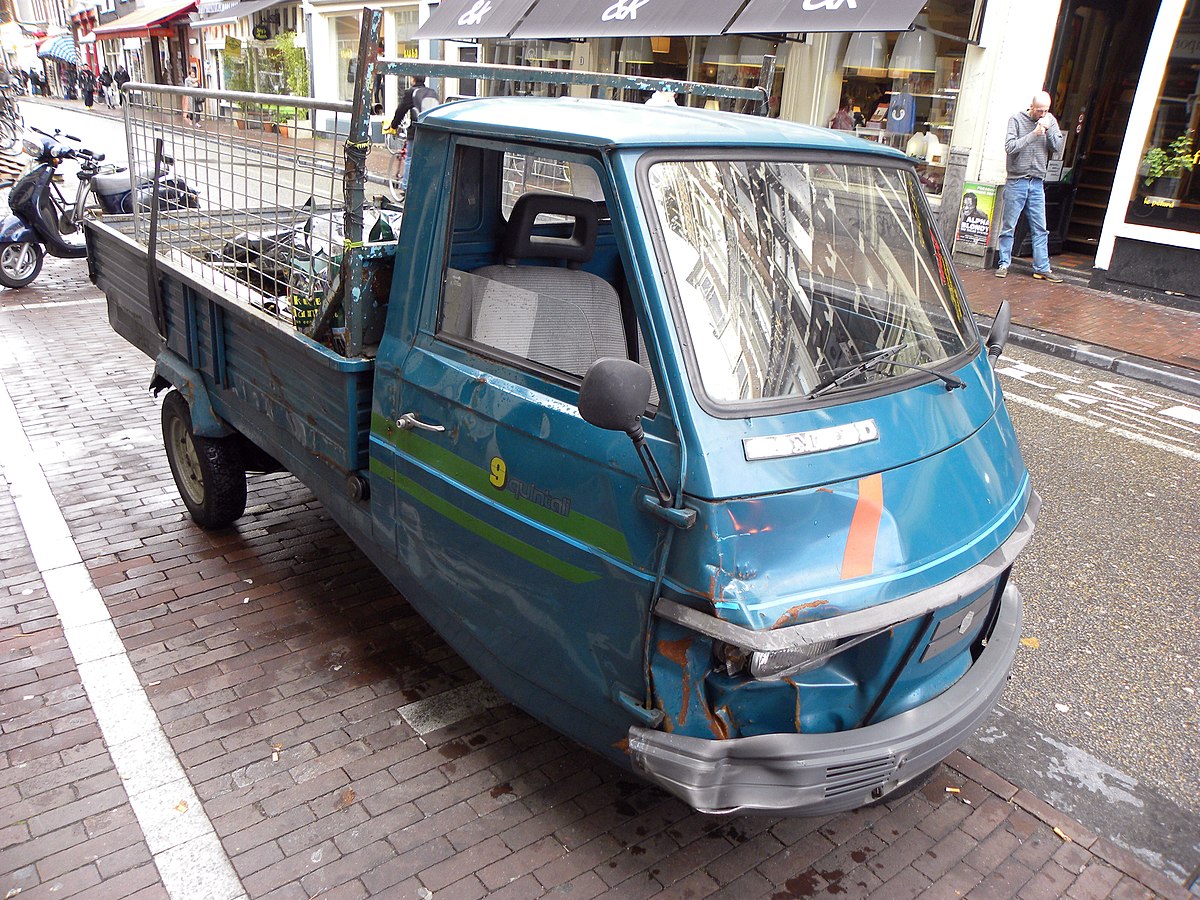 Category:Piaggio Ape - Wikimedia Commons