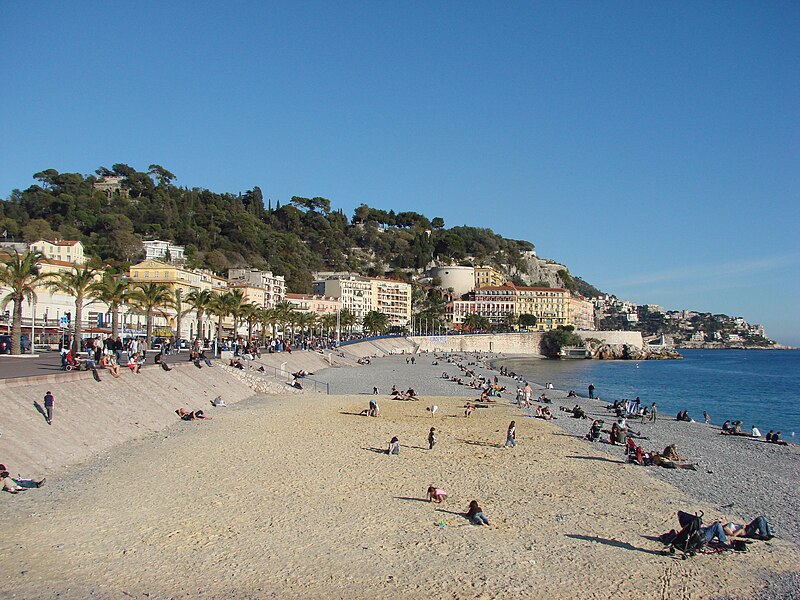 File:Plage, Quai des États-Unis - Nice - panoramio - Alistair Cunningham (12).jpg