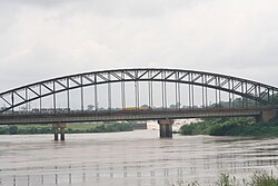 Мост праз раку ў горадзе Эдэа