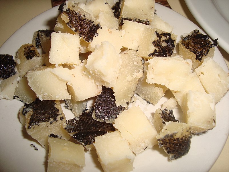 File:Queso de Teruel.jpg