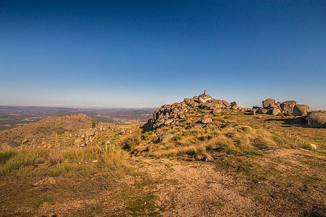 Marco geodésico, Aldeia de Montanha de Rapa, Celorico da Beira