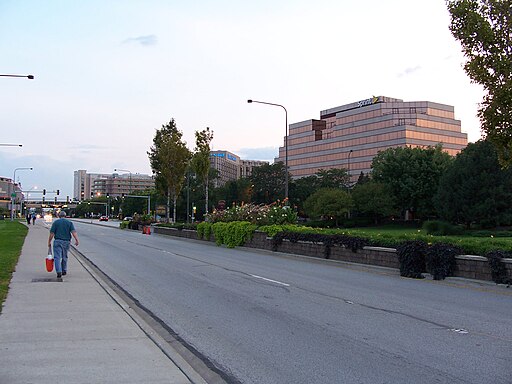 River Road, Rosemont, Illinois