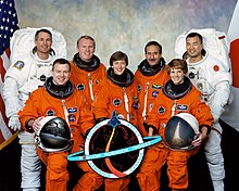 Tripulación STS-114.jpg