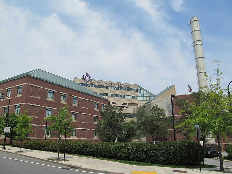File:Saint Vincent Hospital, Worcester MA.jpg