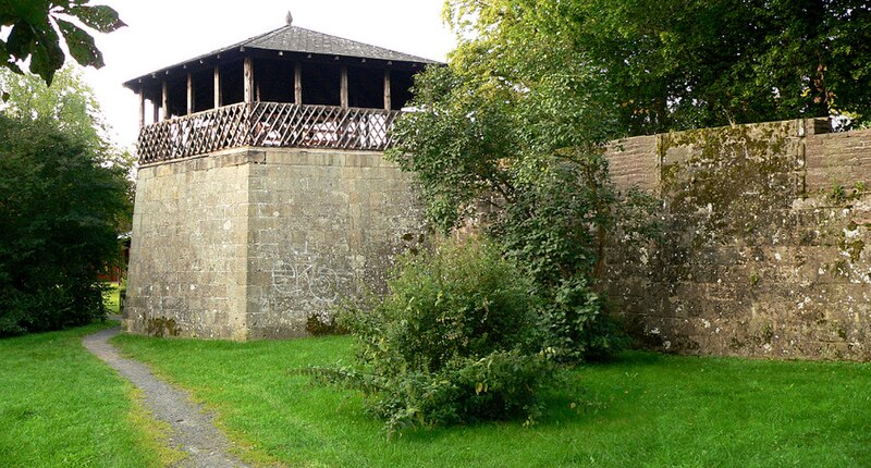 File:Schloss Freudenthal Eckturm.jpg