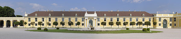 R1 vote count: 106 Schonbrunn Palace - Vienna.jpg