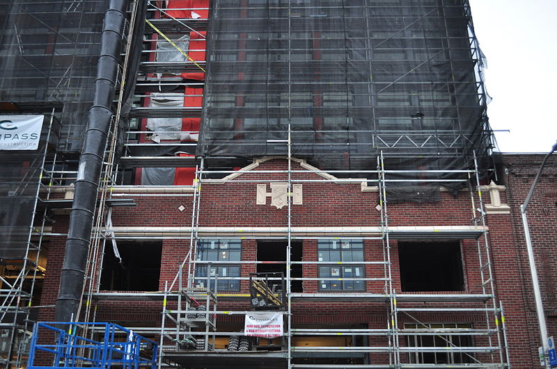 File:Seattle - construction at SE corner of 11th & E Pine 01.jpg