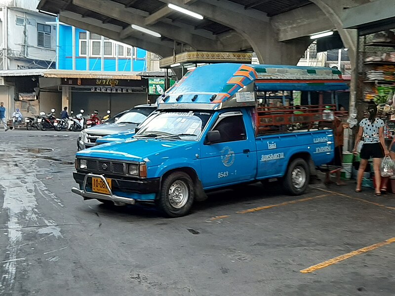 File:Songthaew Nissan 8543 8543-1.jpg