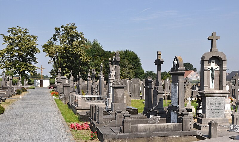 File:Staden Cemetery R01.jpg