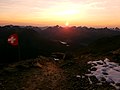 English: Sunset on Georgys Hut (Piz Languard, Pontresina/La Punt-Chamues-ch, Grison, Switzerland) Deutsch: Sonnenuntergang auf der Georgys Hütte (Piz Languard, Pontresina/La Punt-Chamues-ch, Graubünden, Schweiz) Rumantsch: Randida digl Suglegl sella Chamanna Georgy (Piz Languard, Pontresina/La Punt-Chamues-ch, Grischun, Svizra) Italiano: Tramonto del sole sulla Capanna Georgy (Piz Languard, Pontresina/La Punt-Chamues-ch, Grigioni, Svizzera)