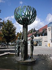 Jahreszeitenbrunnen von Ursula Stock, 1991