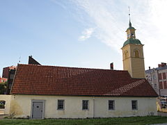 Church of St. John's almshouse from the 17th century.