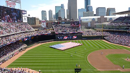 ไฟล์:Target Field.jpg